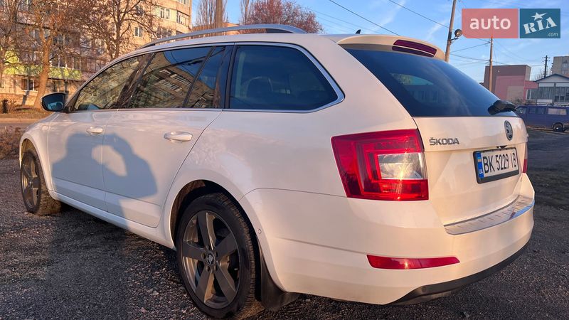 Универсал Skoda Octavia 2016 в Ровно
