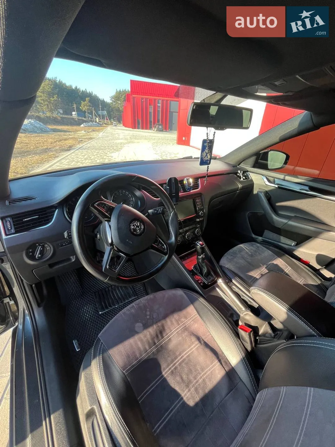 2015 Skoda Octavia - мініатюра 22
