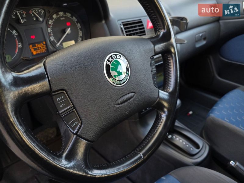 Лифтбек Skoda Octavia 2003 в Тернополе