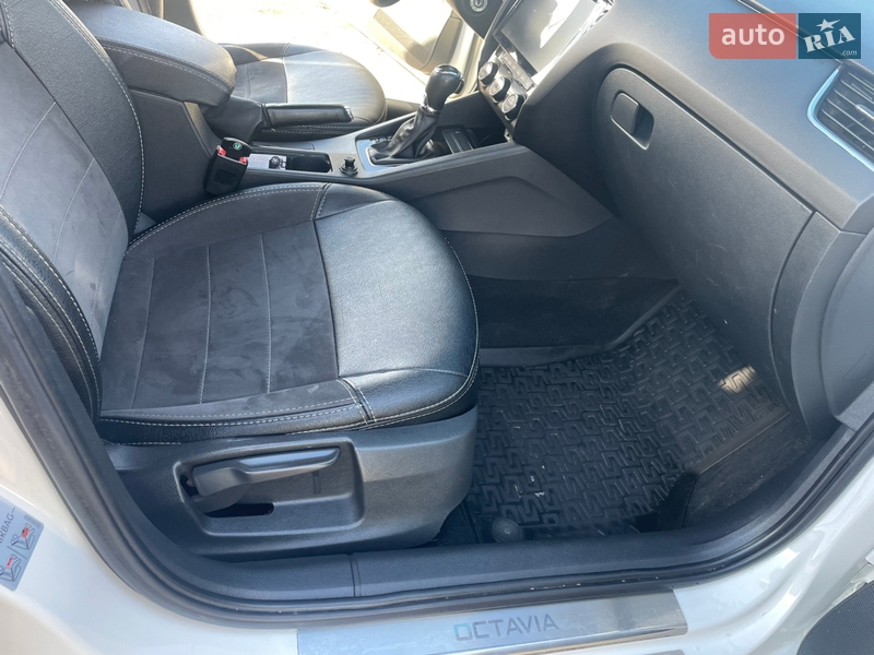 Универсал Skoda Octavia 2014 в Староконстантинове