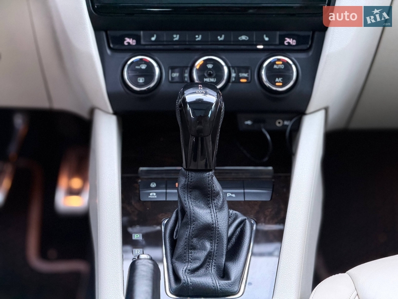 Універсал Skoda Octavia 2015 в Кривому Розі