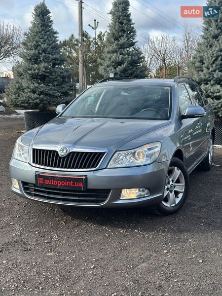 Универсал Skoda Octavia 2012 в Белогородке