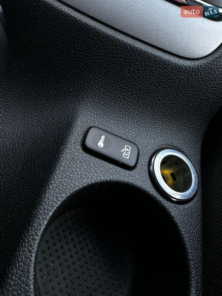 Универсал Skoda Octavia 2012 в Белогородке