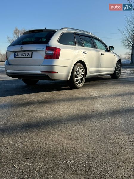 Універсал Skoda Octavia 2019 в Бучі