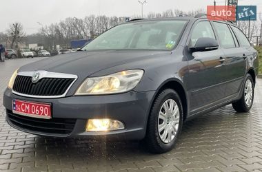 Универсал Skoda Octavia 2009 в Виннице