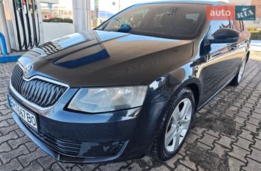 Ліфтбек Skoda Octavia 2015 в Сумах