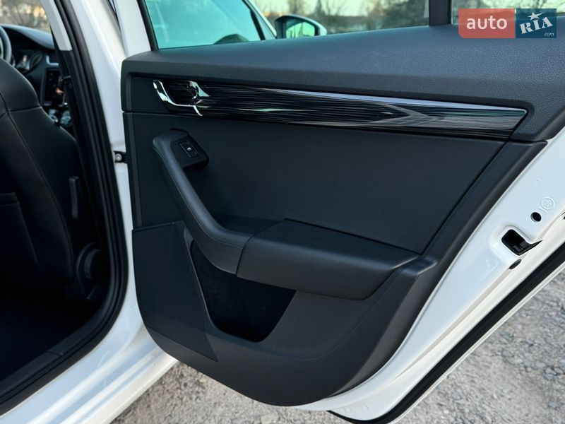 Универсал Skoda Octavia 2018 в Луцке