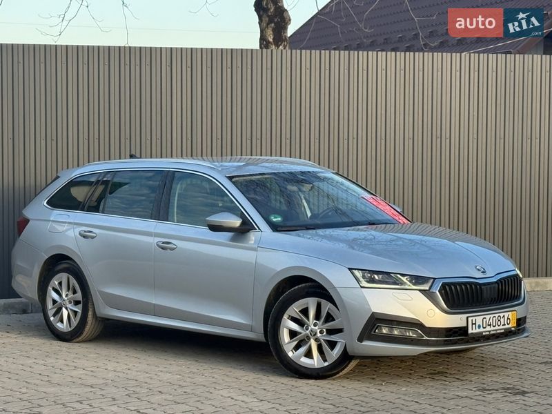 Универсал Skoda Octavia 2021 в Львове