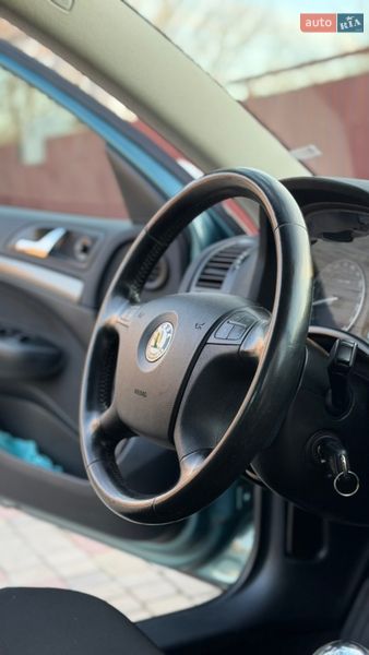 Лифтбек Skoda Octavia 2006 в Самборе