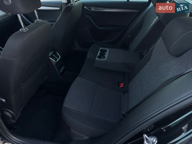 Универсал Skoda Octavia 2019 в Луцке