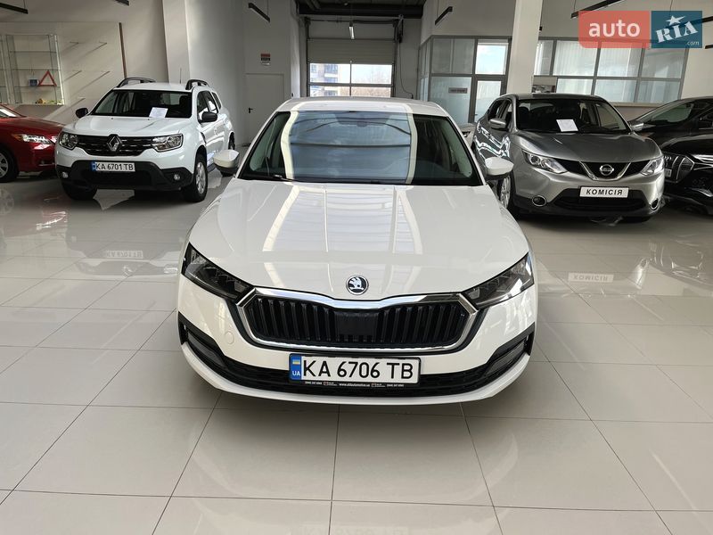 Лифтбек Skoda Octavia 2021 в Хмельницком