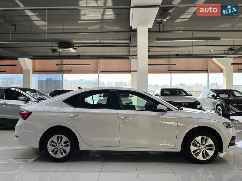 Лифтбек Skoda Octavia 2021 в Хмельницком