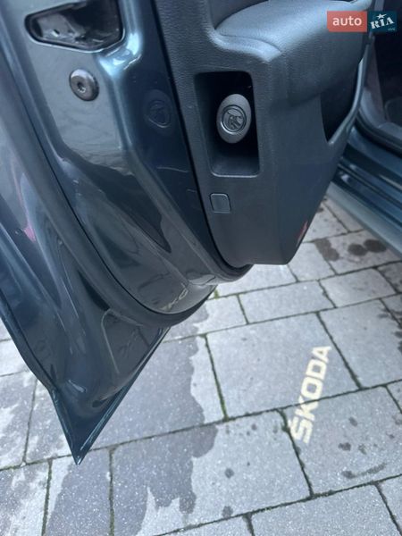 Универсал Skoda Octavia 2020 в Ужгороде