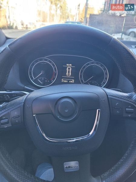 Универсал Skoda Octavia 2009 в Ирпене