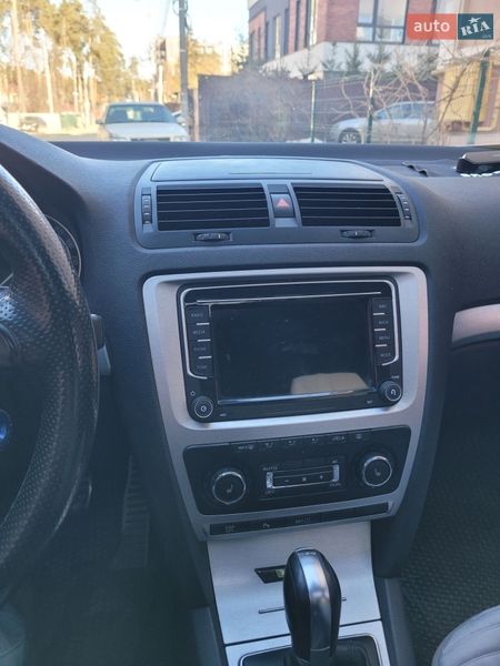 Универсал Skoda Octavia 2009 в Ирпене