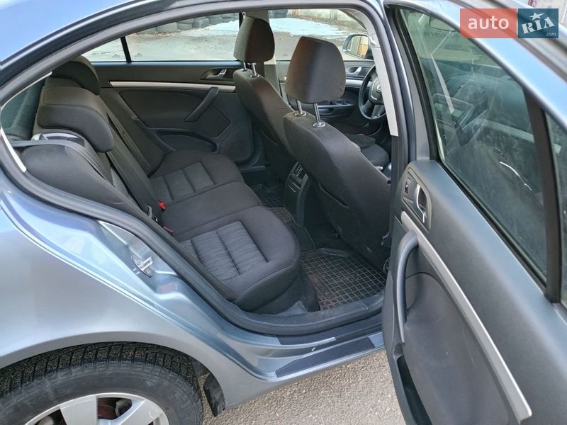 Лифтбек Skoda Octavia 2012 в Киеве