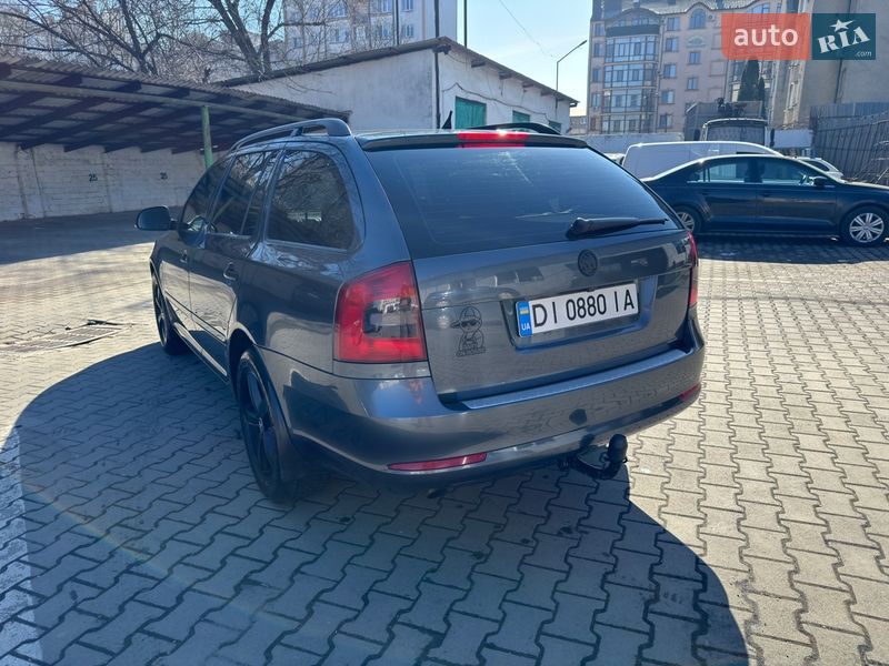 Универсал Skoda Octavia 2012 в Черновцах