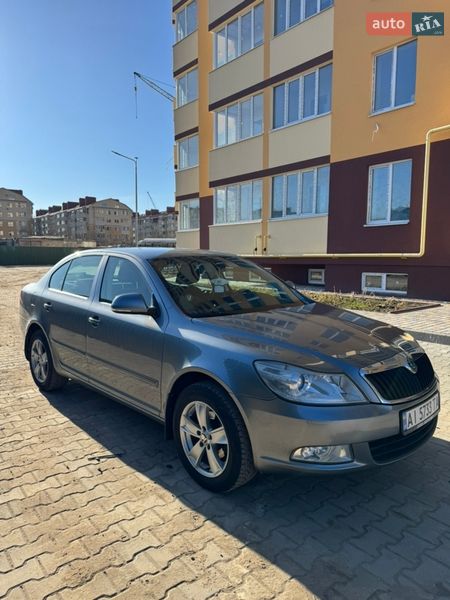 Лифтбек Skoda Octavia 2012 в Софиевской Борщаговке