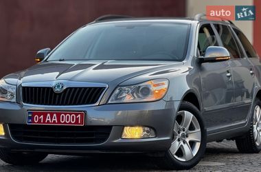Универсал Skoda Octavia 2013 в Ровно