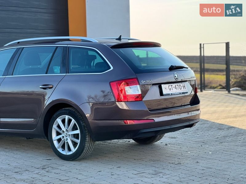 Универсал Skoda Octavia 2015 в Ровно