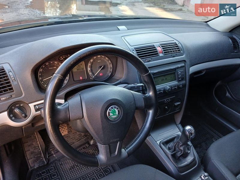 Универсал Skoda Octavia 2006 в Виннице