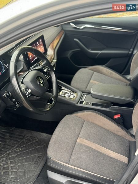 Универсал Skoda Octavia 2022 в Стрые