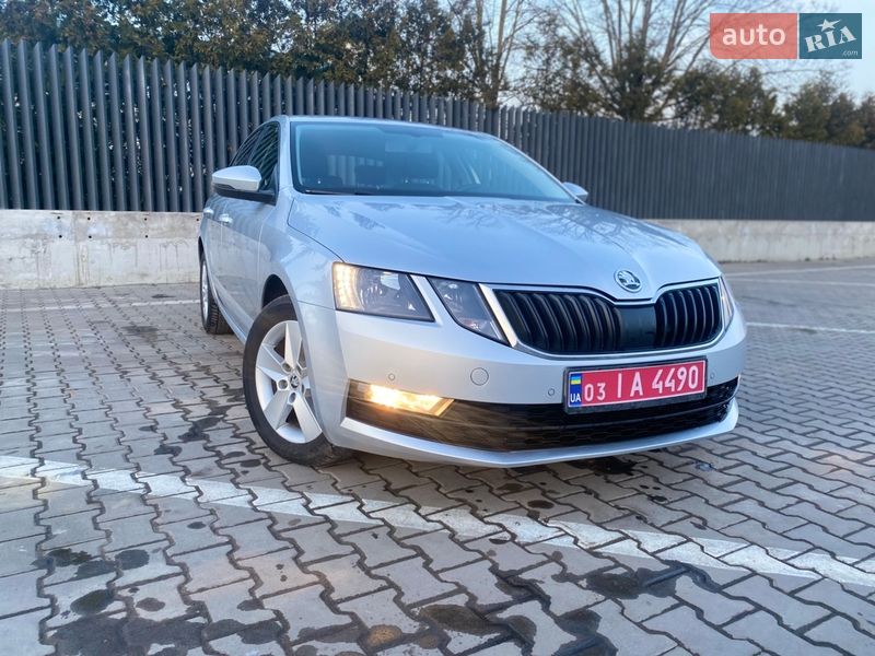 Лифтбек Skoda Octavia 2019 в Луцке