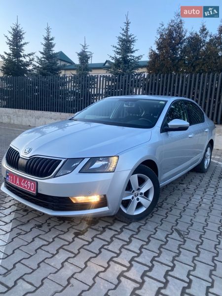 Лифтбек Skoda Octavia 2019 в Луцке