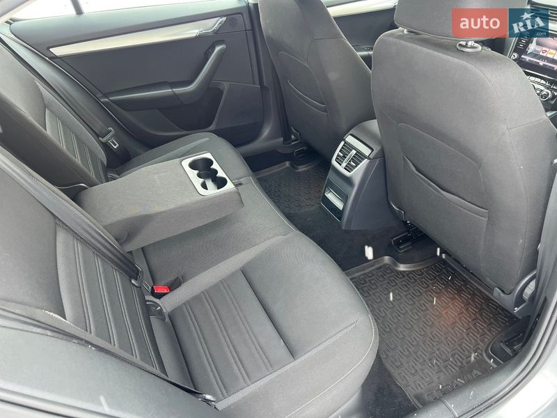 Лифтбек Skoda Octavia 2019 в Луцке