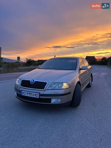 Лифтбек Skoda Octavia 2005 в Виноградове