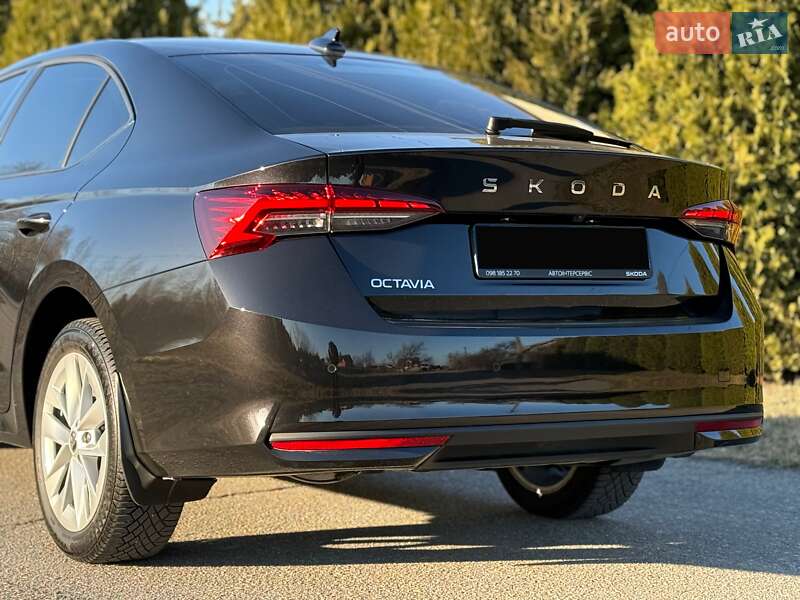 Лифтбек Skoda Octavia 2024 в Днепре