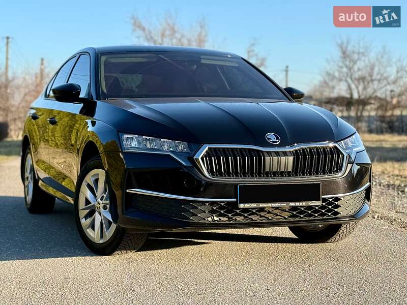 Лифтбек Skoda Octavia 2024 в Днепре