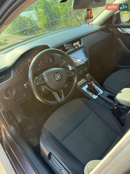 Лифтбек Skoda Octavia 2016 в Кропивницком
