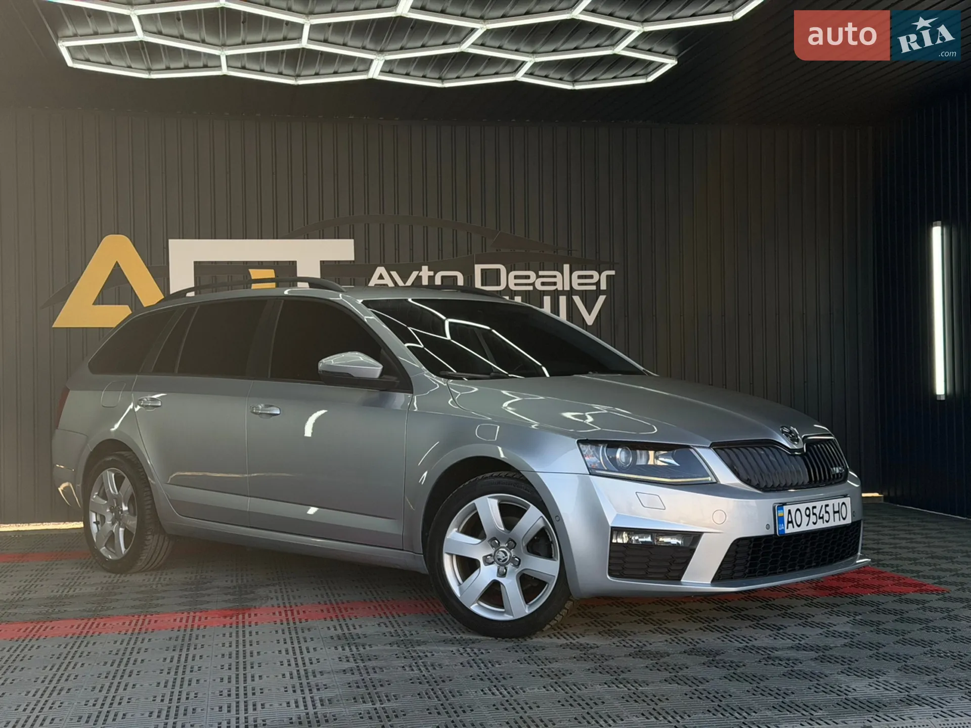 2014 Skoda Octavia - мініатюра 2