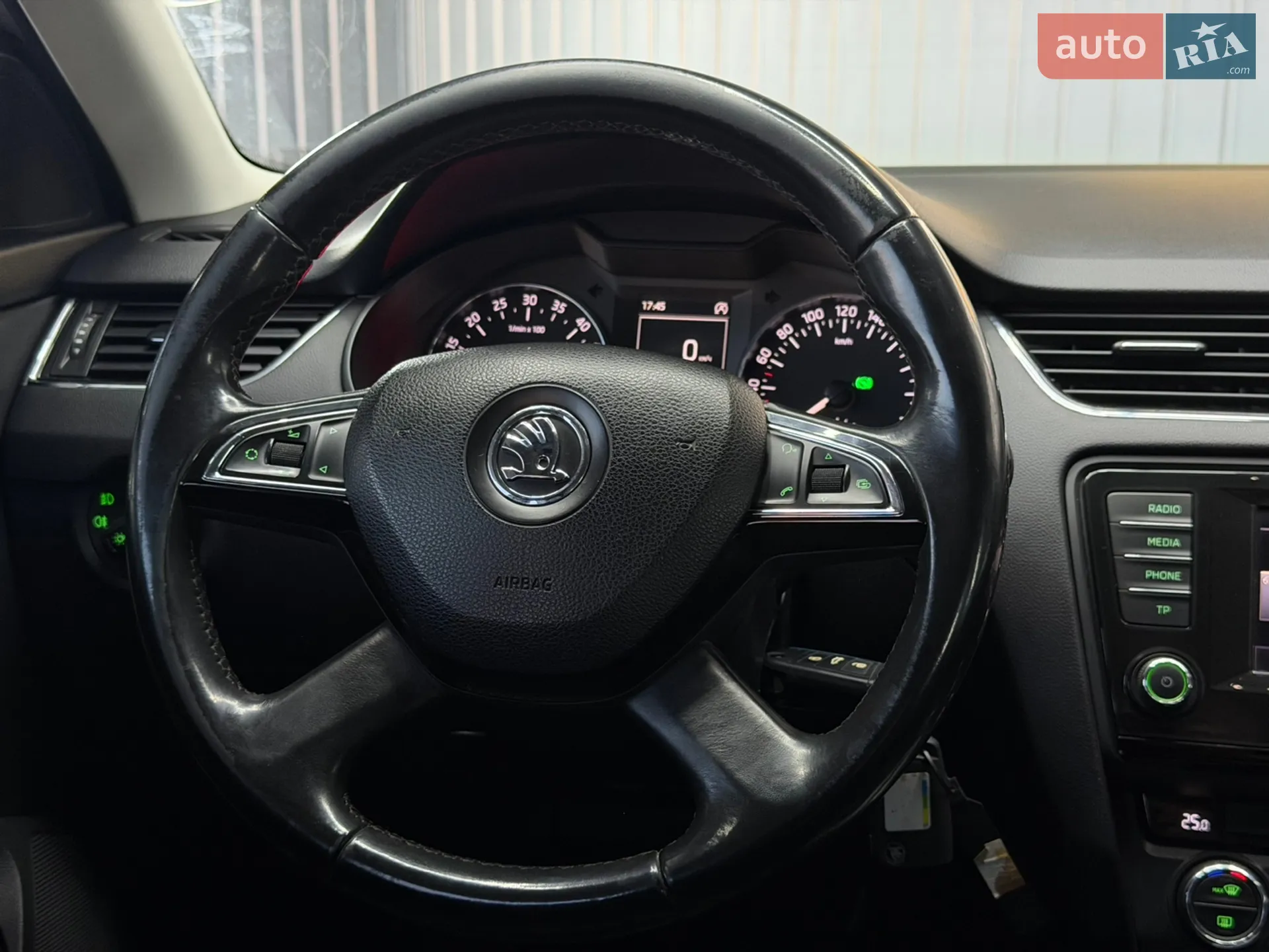 2014 Skoda Octavia - мініатюра 27
