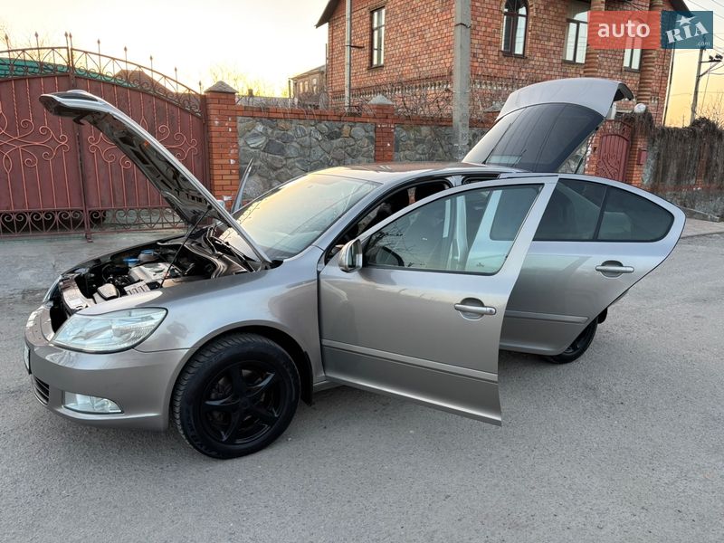 Лифтбек Skoda Octavia 2009 в Запорожье