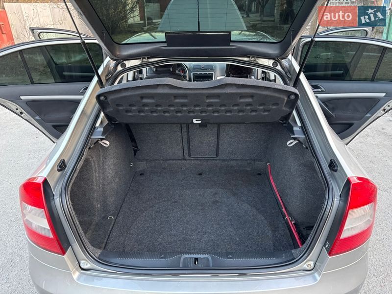 Лифтбек Skoda Octavia 2009 в Запорожье