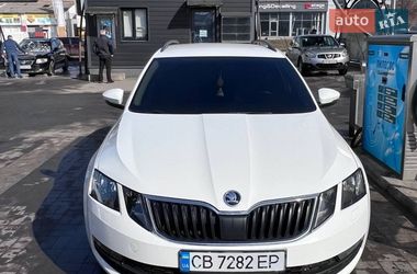 Универсал Skoda Octavia 2018 в Чернигове