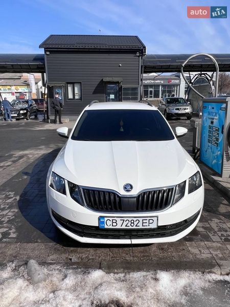 Универсал Skoda Octavia 2018 в Чернигове