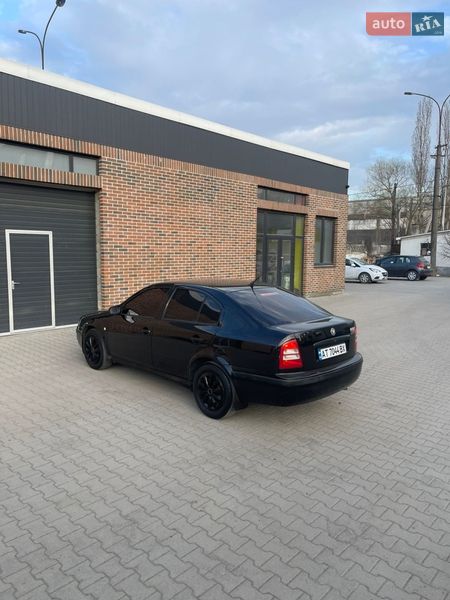 Лифтбек Skoda Octavia 2002 в Ужгороде