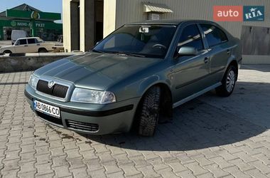 Лифтбек Skoda Octavia 2003 в Черновцах
