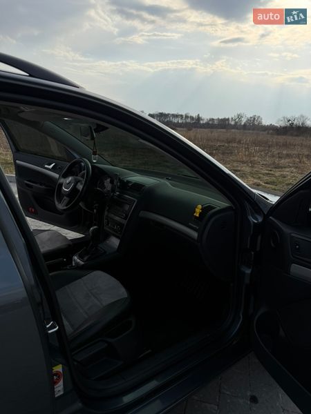 Универсал Skoda Octavia 2009 в Пустомытах