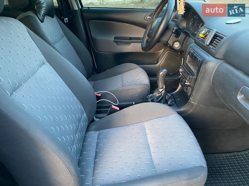 Лифтбек Skoda Octavia 2007 в Коростене