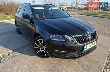 Универсал Skoda Octavia 2017 в Ужгороде