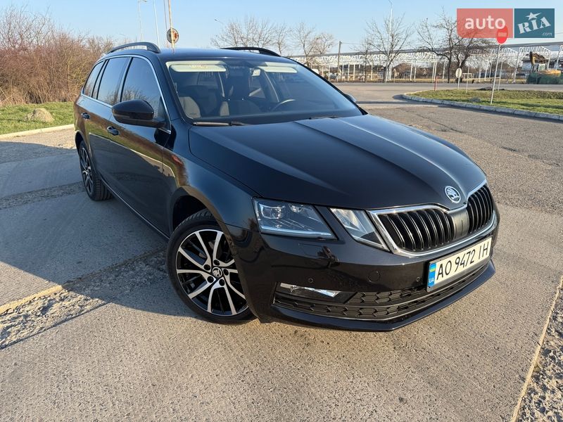 Универсал Skoda Octavia 2017 в Ужгороде фото Универсал Skoda Octavia 2017 в Ужгороде