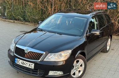 Универсал Skoda Octavia 2010 в Стрые