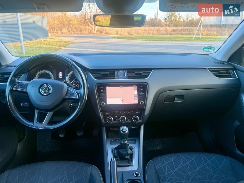 Универсал Skoda Octavia 2018 в Стрые