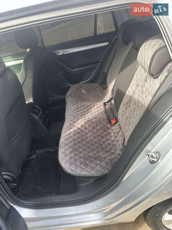 Универсал Skoda Octavia 2014 в Вижнице