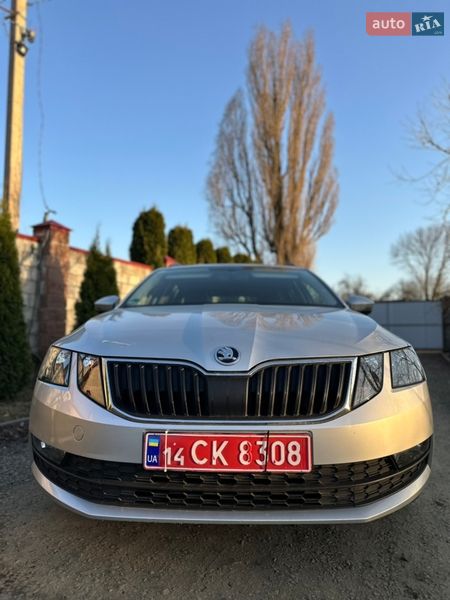 Универсал Skoda Octavia 2019 в Луцке фото 5 Универсал Skoda Octavia 2019 в Луцке