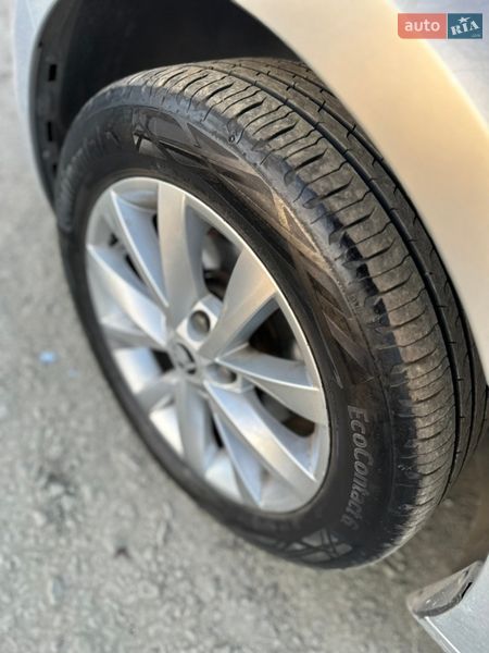 Универсал Skoda Octavia 2019 в Луцке фото 14 Универсал Skoda Octavia 2019 в Луцке